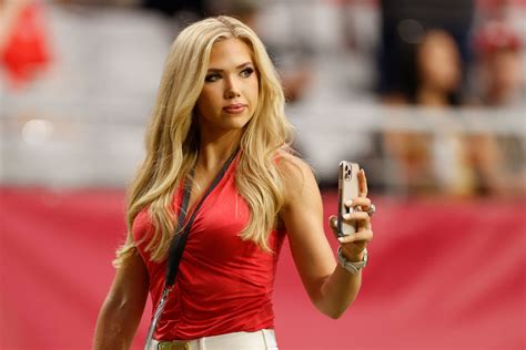 chiefs owner daughter bikini|Chiefs heiress Gracie Hunt kicks off 4th of July。